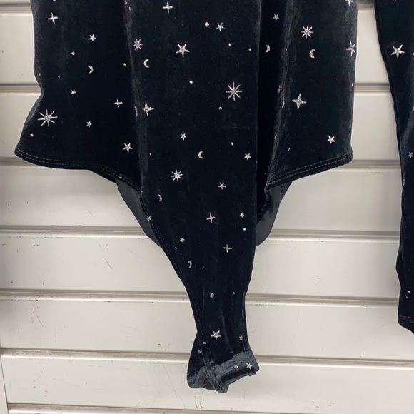 - STARS Moon Black Velour Velvet Galaxy Wild Fable Long Sleeve Open Backโฆ - Picture 8 of 8